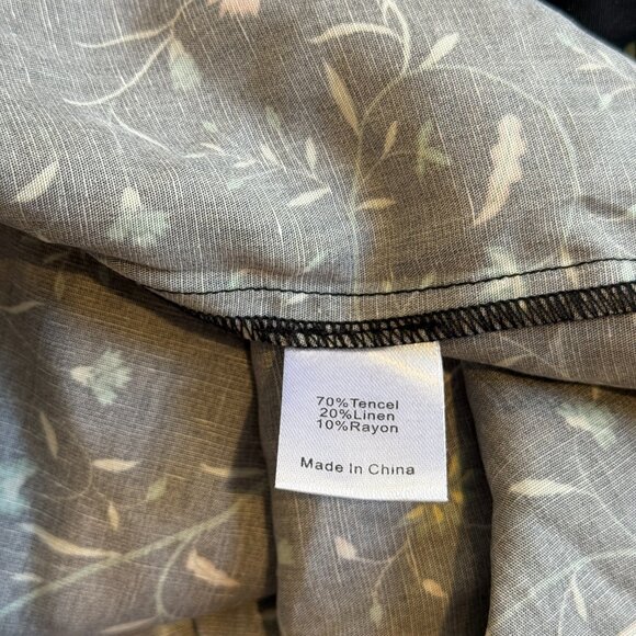 NWT Tuckernuck Teagan Shirt Top Campden Vine Ruffle V-Neck Black Floral Boho XL - Picture 15 of 16